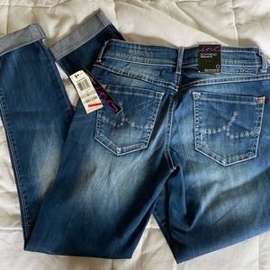 Blue inc jeans. Boyfriend style.